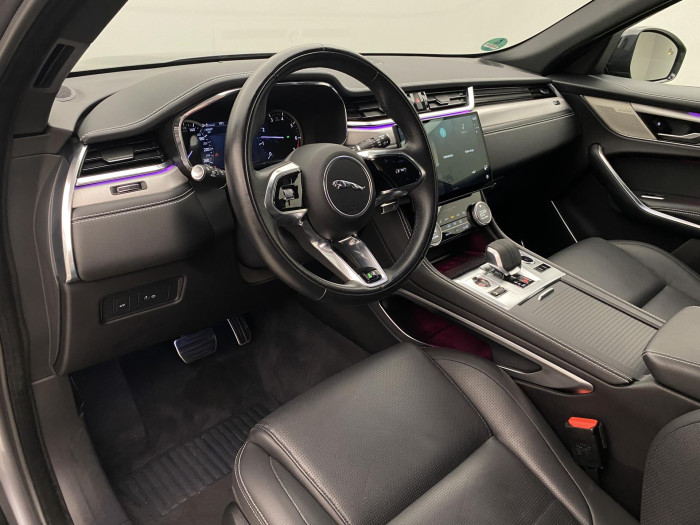 Jaguar F-Pace P250 R-DYNAMIC SE AWD AUT 2.0 Dynamic SE