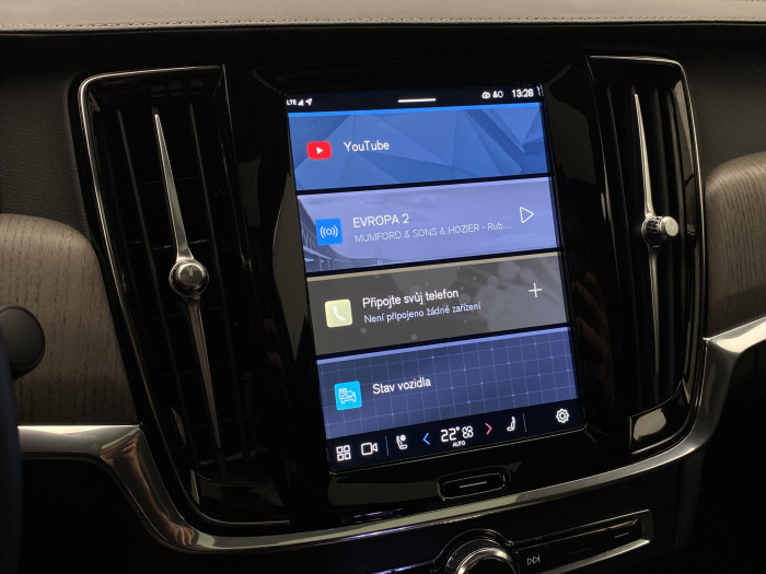 Volvo S90 B5 AWD BRIGHT REZERVACE