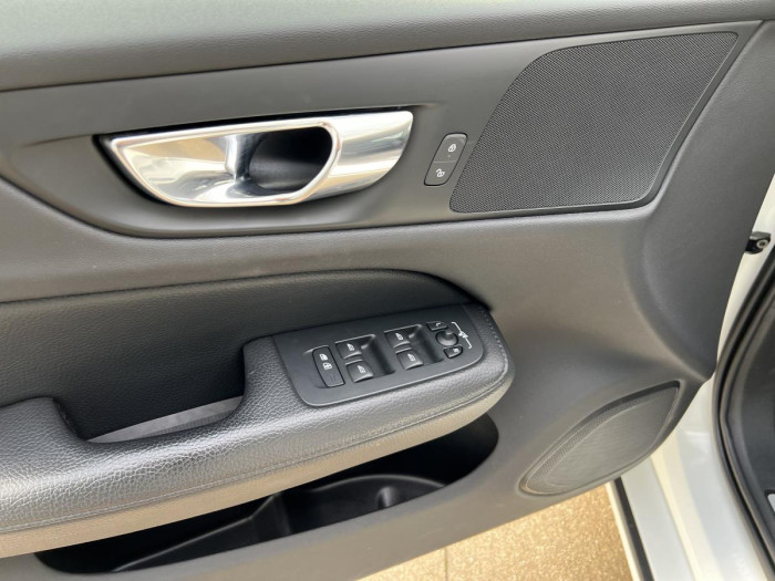 Volvo V60 D3 MOMENTUM 1.maj. 2.0 d Momentum
