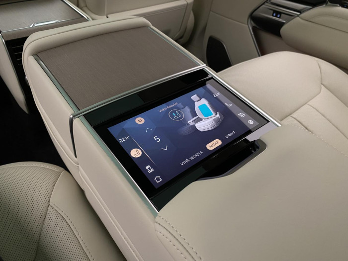 Land Rover Range Rover P530 AUTOBIOGRAPHY REZERVACE