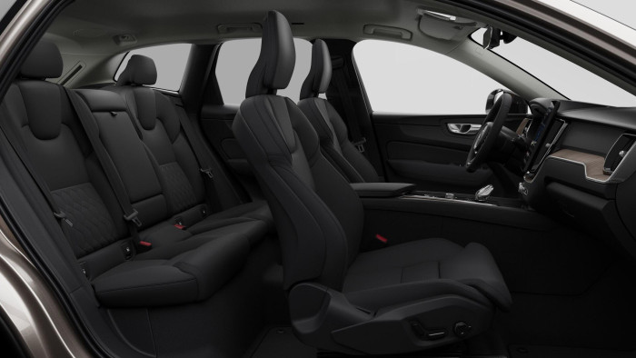 Volvo XC60 B5 AWD AUT DARK PLUS