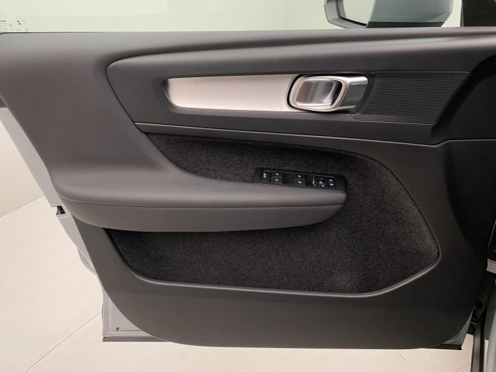 Volvo XC40 T2 CORE AUT CZ