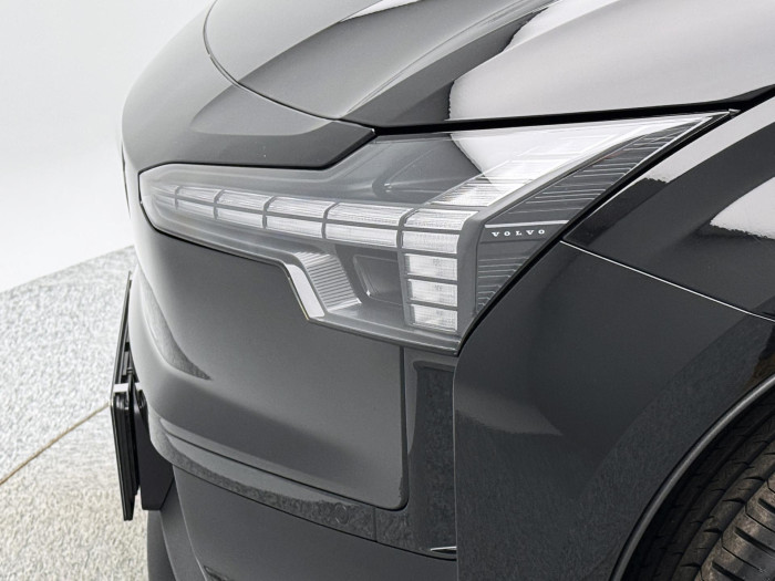 Volvo EX30 BLACK EDITION SINGLE PLUS