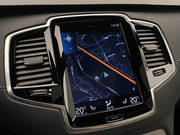 Volvo XC90 B5 AWD R-DESIGN AUT REZERVACE