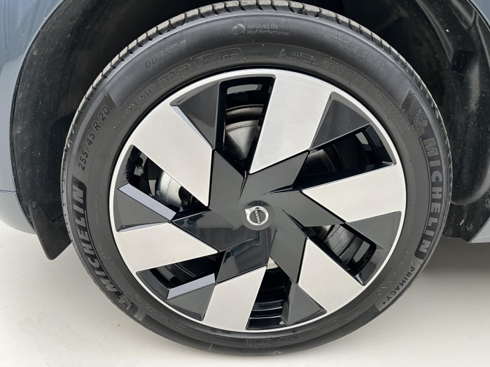 Volvo XC60 T6 AWD RECHARGE ULTRA DARK AUT