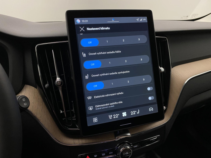 Volvo XC60 B5 AWD AUT DARK PLUS