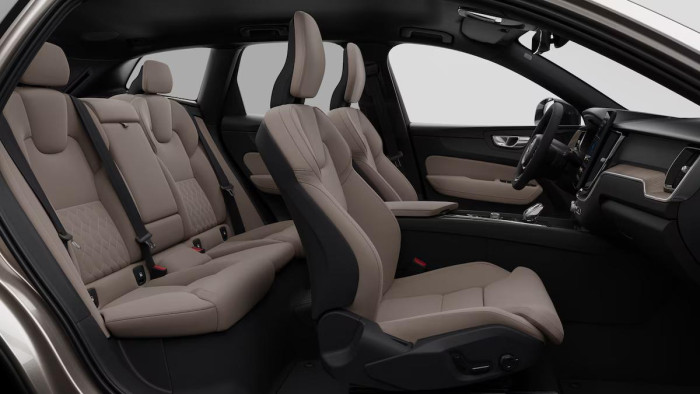 Volvo XC60 T6 AWD AUT RECHARGE DARK PLUS