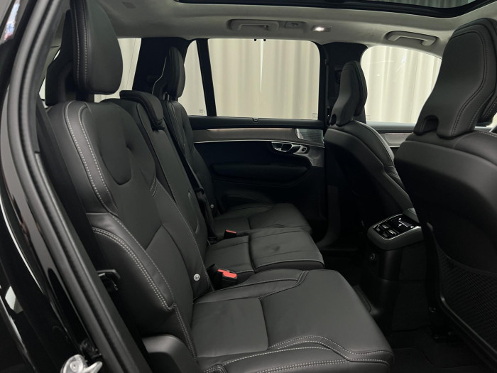 Volvo XC90 T8 AWD RECHARGE DARK ULTRA AUT