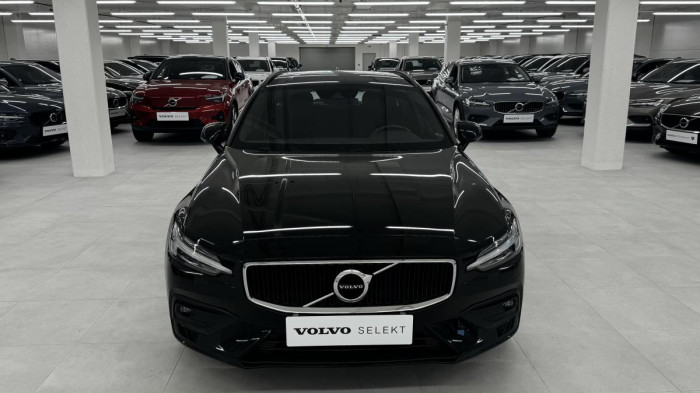 Volvo V60 D4 AWD MOMENTUM REZERVACE 2.0 d Momentum