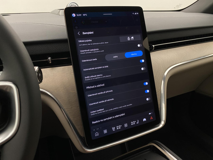 Volvo EX90 PURE ELECTRIC TWIN ULTRA 7míst