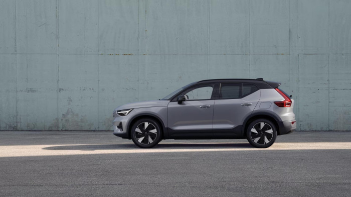 Volvo EX40 SINGLE MOTOR EXTENDED PLUS