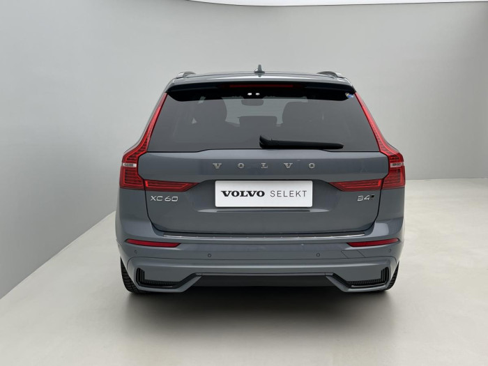 Volvo XC60 B4 AWD DARK ULTIMATE AUT CZ