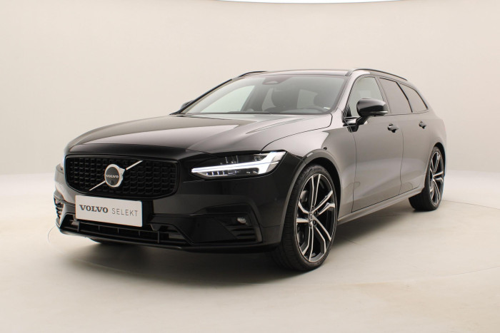 Volvo V90 B5 ULTIMATE DARK AUT 1.maj