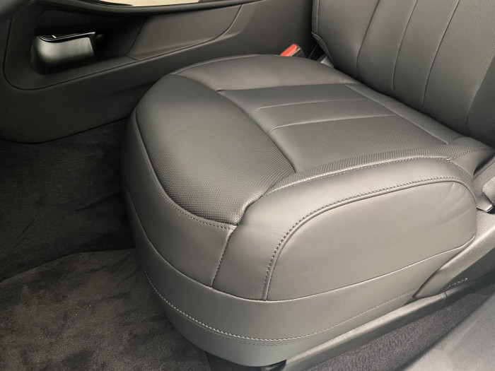 Land Rover Range Rover Sport D300 DYNAMIC SE AWD REZERVACE 3.0 d Dynamic SE