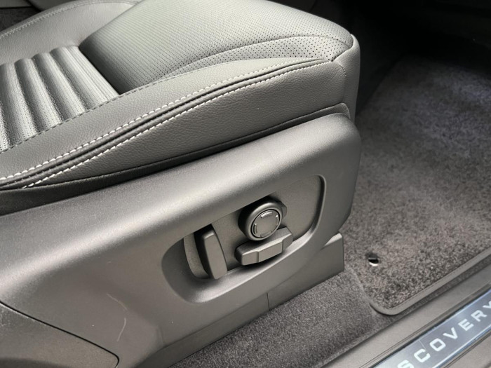 Land Rover Discovery D250 DYNAMIC SE AWD Aut 3.0 d Dynamic SE