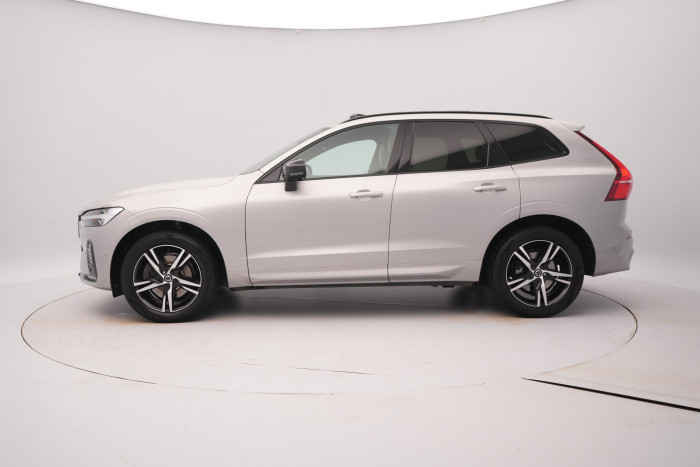 Volvo XC60 B4 AWD R-DESIGN AUT