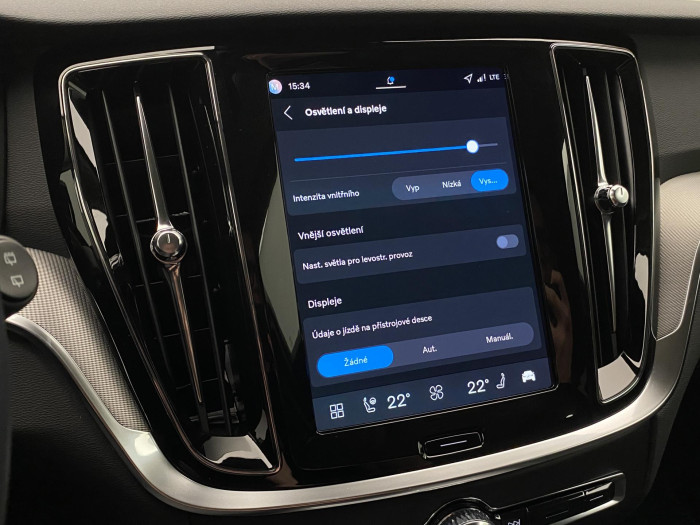 Volvo V60 B4 AUT DARK PLUS