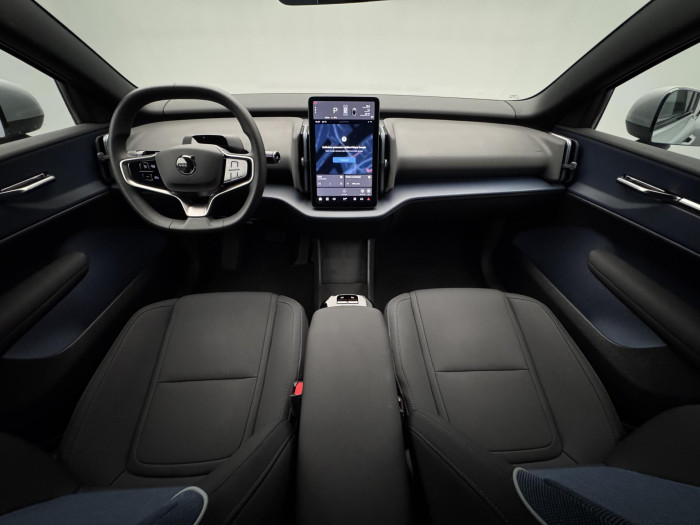 Volvo EX30 PURE ELECTRIC SINGLE CORE CZ