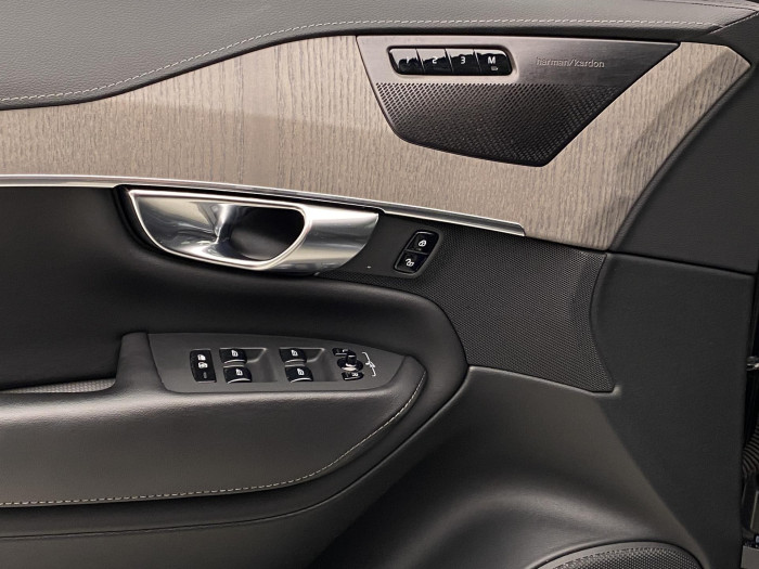 Volvo XC90 B5 AWD PLUS DARK AUT CZ 7míst