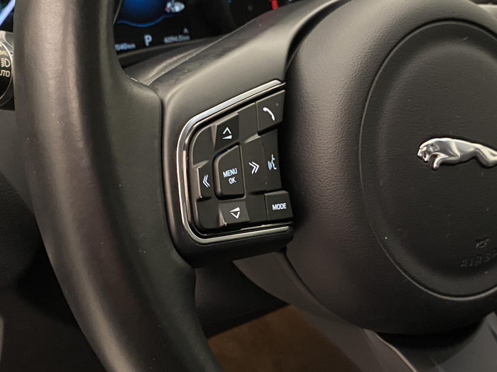 Jaguar F-Pace 35t AWD AUT REZERVACE