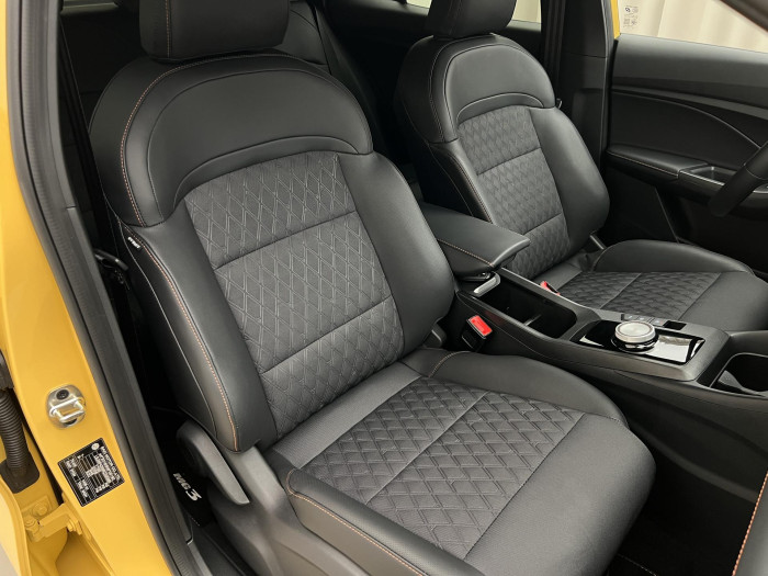 MG MG3 EXCLUSIVE HYBRID+ AUT CZ 1.maj 1.5 Exclusive