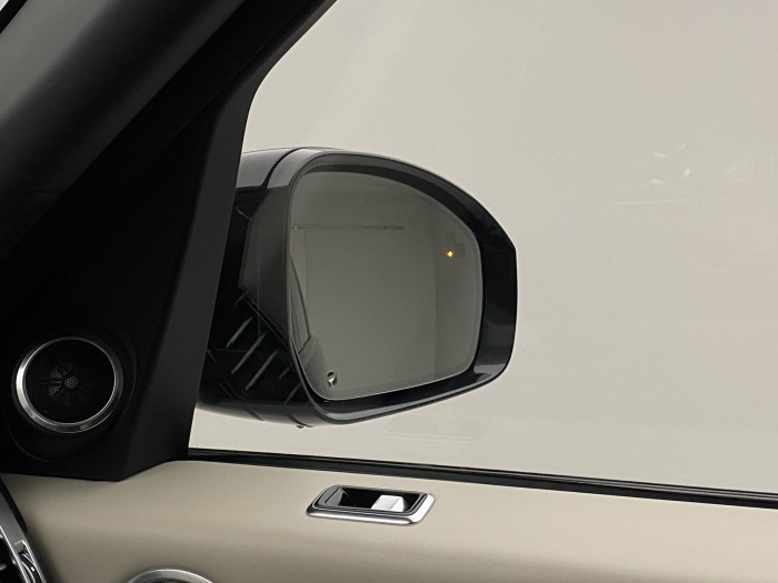 Land Rover Range Rover SDV8 AWD REZERVACE