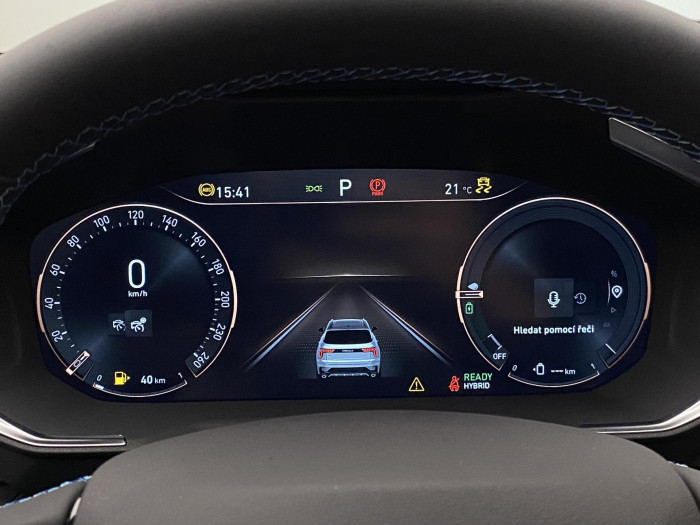 Lynk & Co 01 PHEV DCT AUT 1.maj REZERVACE