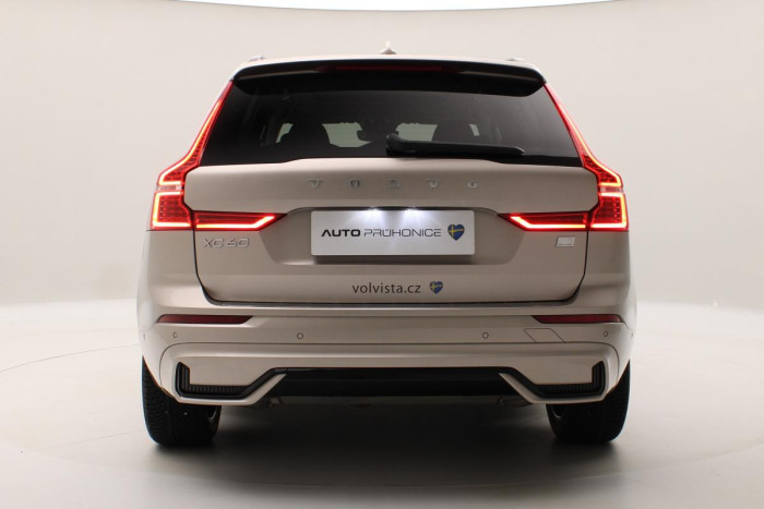 Volvo XC60 T6 AWD RECHARGE DARK ULTIMATE