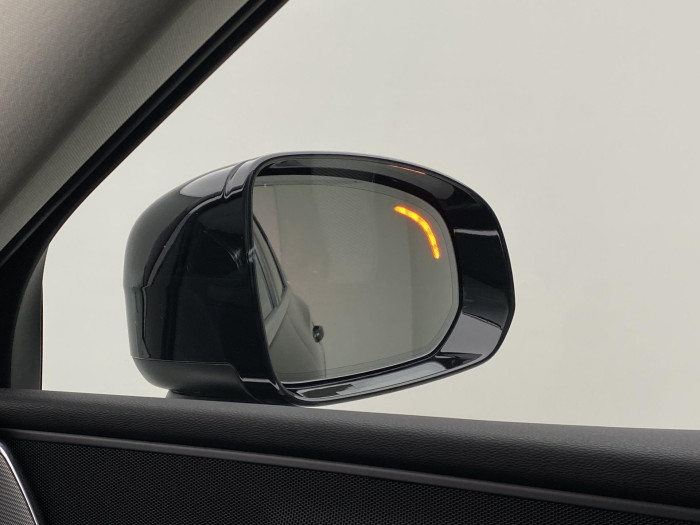 Volvo XC60 T6 AWD PLUG-IN REZERVACE