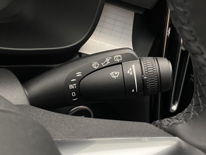 Volvo XC40 B3 CORE AUT CZ 1.maj