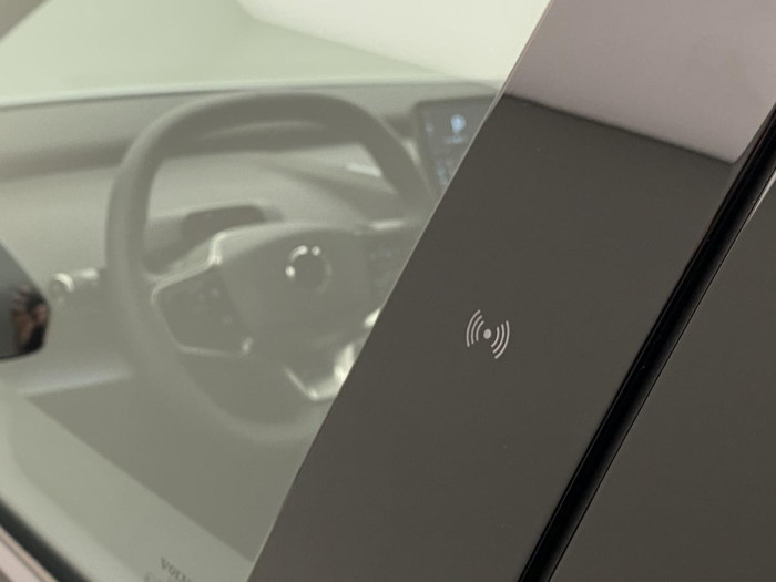 Volvo EX30 PURE ELECTRIC RECHAR. CORE RWD