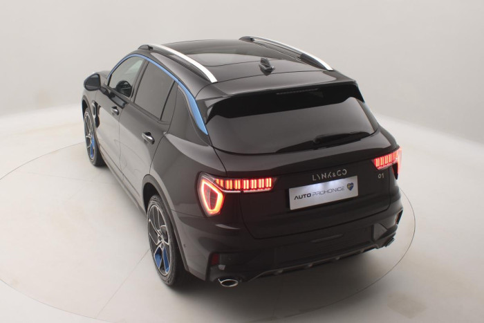 Lynk & Co 01 PHEV DCT AUT 1.maj. REZERVACE
