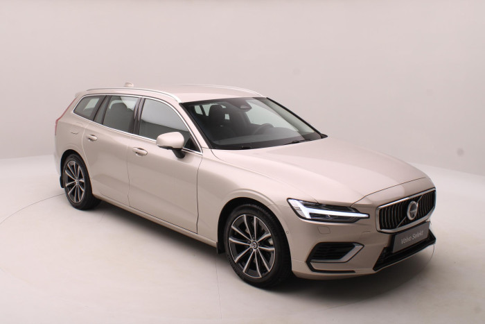 Volvo V60 T6 AWD RECHARGE CORE AUT CZ