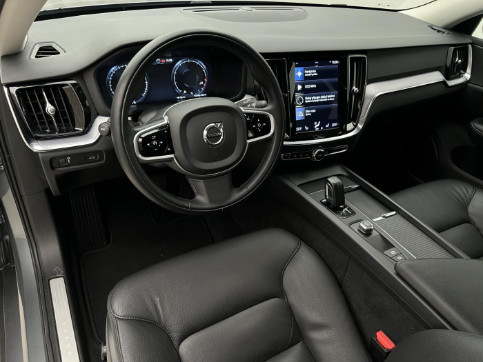 Volvo V60 B3 MOMENTUM AUT 1.maj. 2.0 Momentum