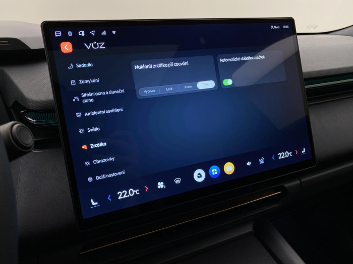 Lynk & Co 08 MORE PHEV