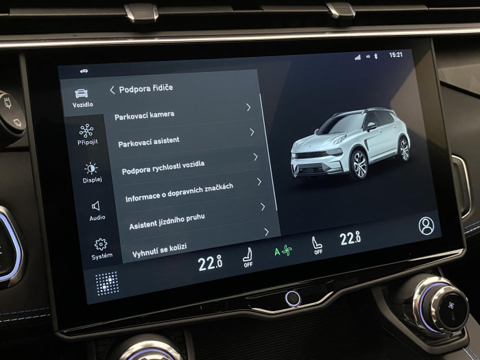 Lynk & Co 01 PHEV DCT AUT 1.maj