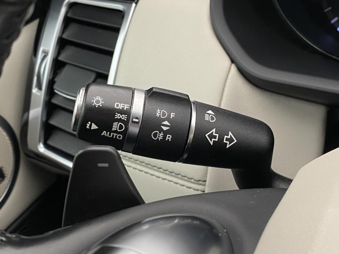 Land Rover Discovery 3.0TDV6 HSE AWD AUT CZ