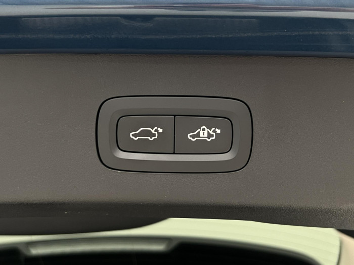 Lynk & Co 01 PHEV DCT 1.maj.