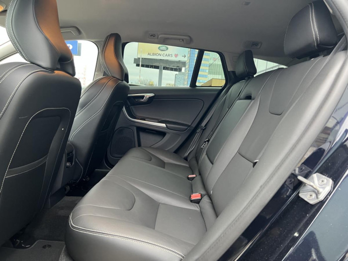 Volvo V60 D2 SUMMUM Aut 1.maj. 2.0 d Summum