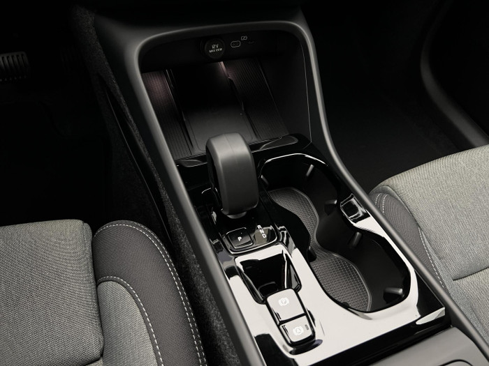 Volvo XC40 B3 DARK PLUS AUT