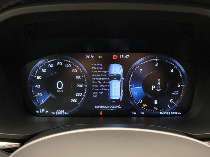 Volvo XC60 B4 AWD INSCRIPTION AUT CZ