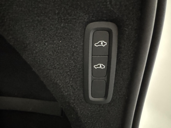 Volvo XC90 D5 AWD INSCRIPTION AUT CZ 2.0 d