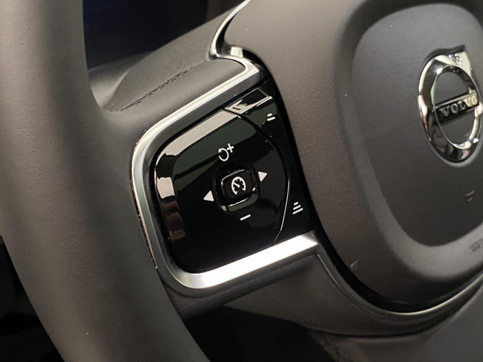 Volvo XC90 B5 AWD ULTIMATE BRIGHT 1.maj