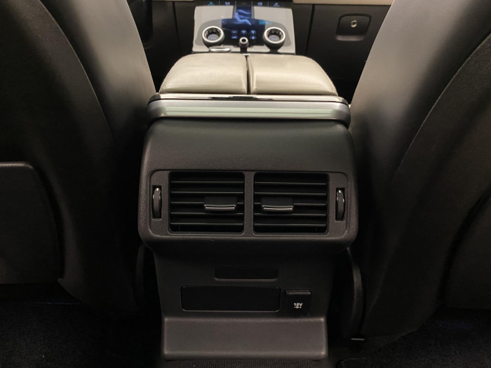 Land Rover Range Rover Velar D275 R-DYNAMIC AWD REZERVACE 3.0 d Dynamic