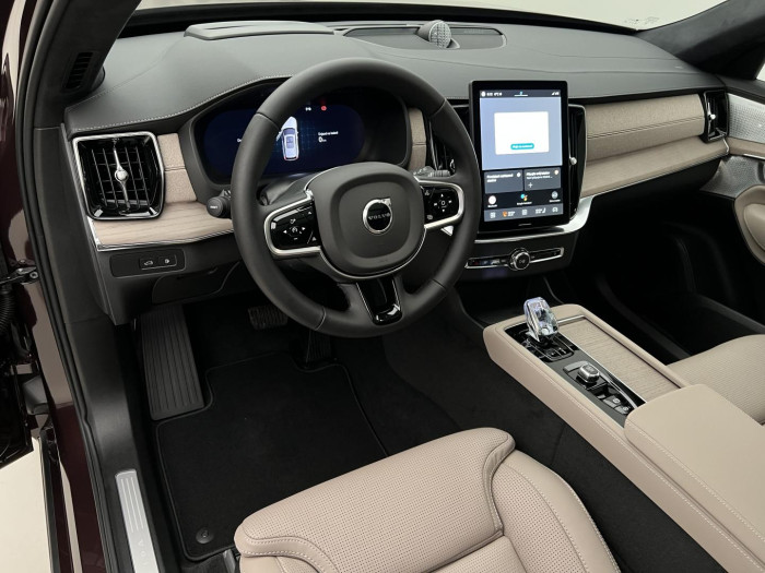 Volvo XC90 T8 AWD AUT BRIGHT ULTRA 7-míst