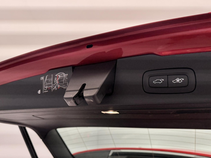 Volvo V60 T8 AWD INSCRIPTION