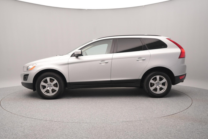Volvo XC60 D5 AWD MOMENTUM AUT CZ 2.4 d Momentum