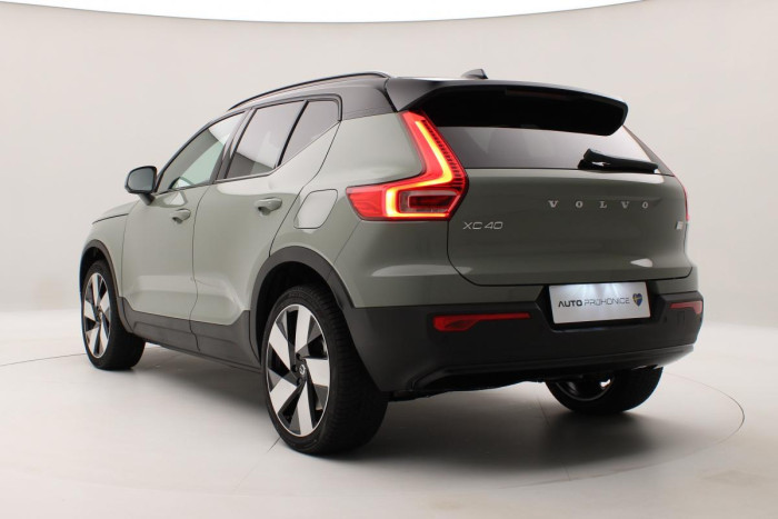 Volvo XC40 PURE ELECTRIC RECHARGE PLUS Plus
