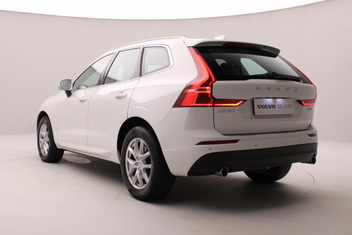 Volvo XC60 T5 AWD MOMENTUM AUT CZ 2.0 Momentum
