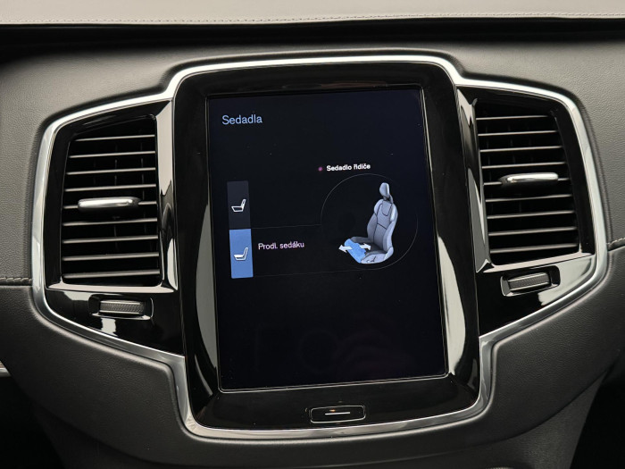 Volvo XC90 T6 AWD INSCRIPTION AUT 7 MÍST